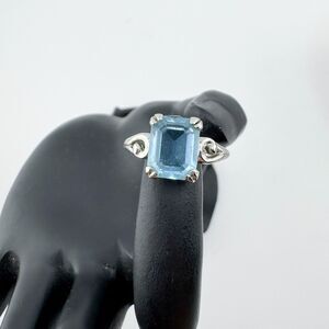Vintage Avon Blue Rhinestone Ring Silver Tone Emerald Cut Cocktail Bold